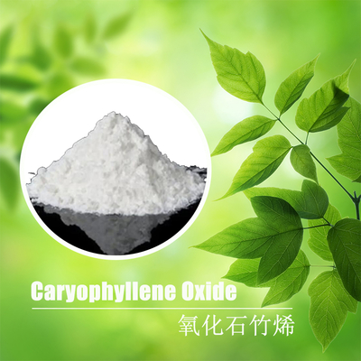 Pó cristalino de óxido de cariofileno para fragrâncias e cosméticos